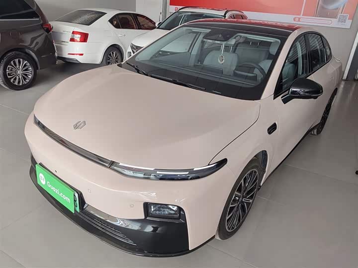 Фото 2 - Leapmotor B01