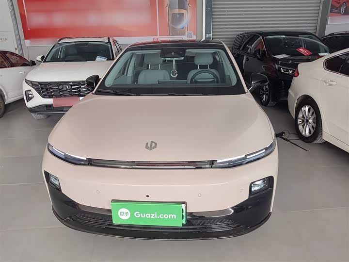 Фото 3 - Leapmotor B01