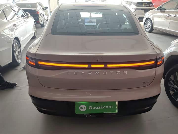 Фото 6 - Leapmotor B01