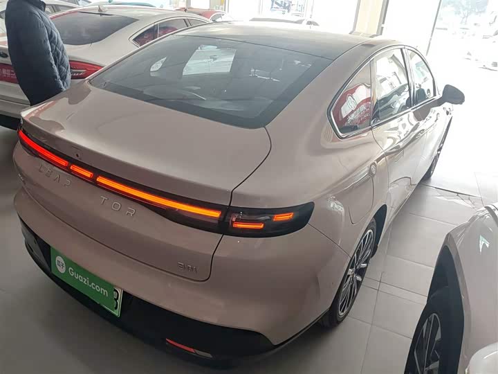 Фото 7 - Leapmotor B01