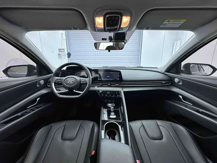 Фото 4 - Hyundai Elantra N line