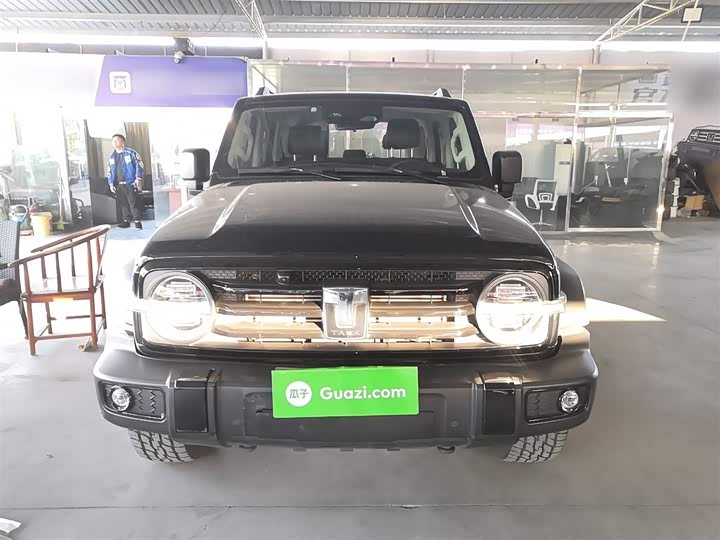 Фото 3 - Tank 300