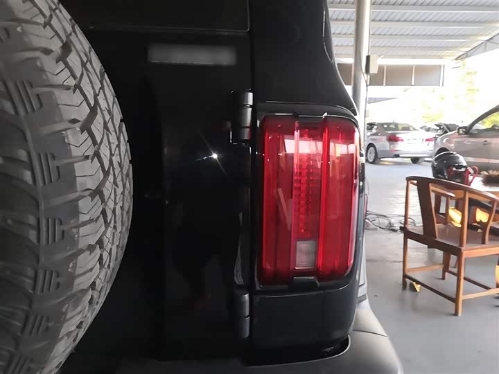 Фото 8 - Tank 300