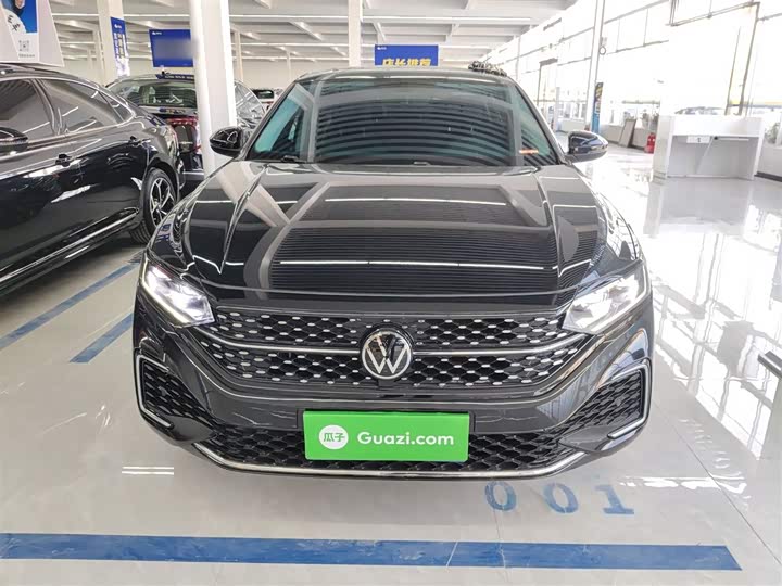 Фото 3 - Volkswagen Passat