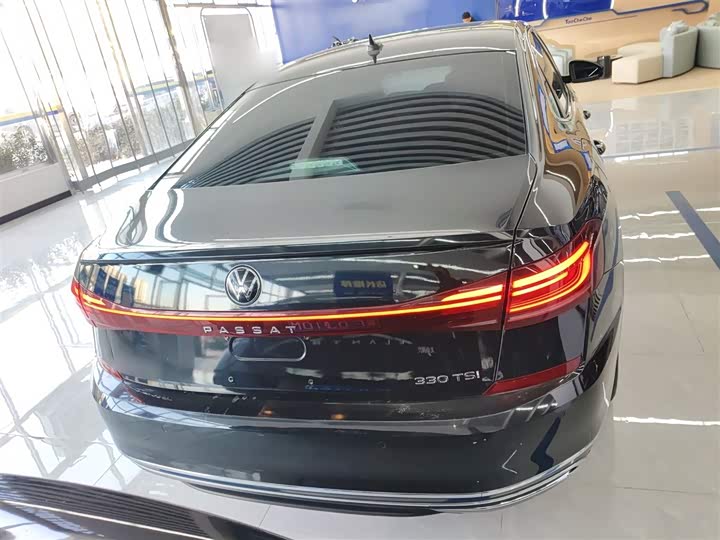 Фото 6 - Volkswagen Passat