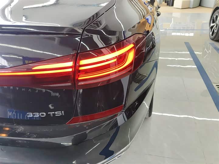 Фото 8 - Volkswagen Passat