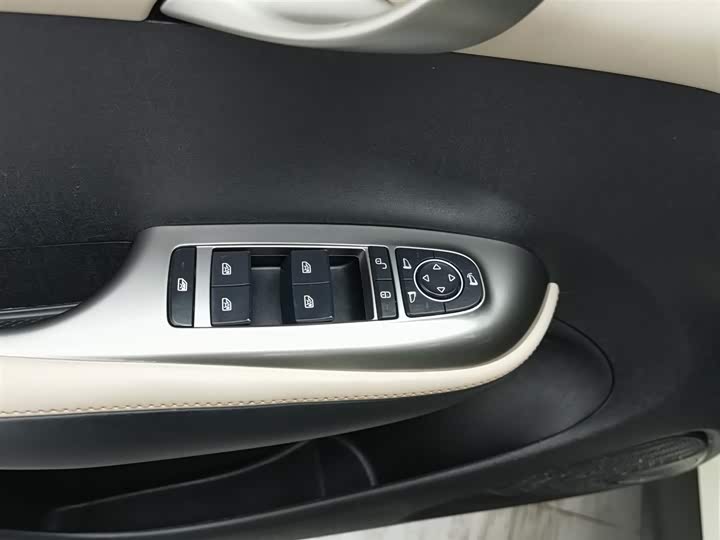 Фото 9 - BYD Dolphin