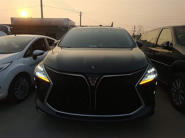 Фото 3 - Dongfeng Forthing Yacht