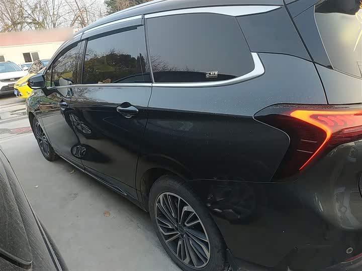 Фото 5 - Dongfeng Forthing Yacht