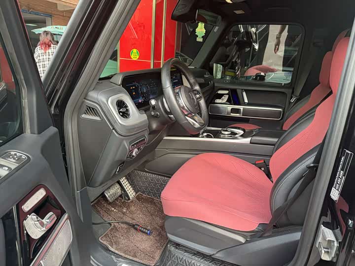 Фото 8 - Mercedes-Benz G-Class