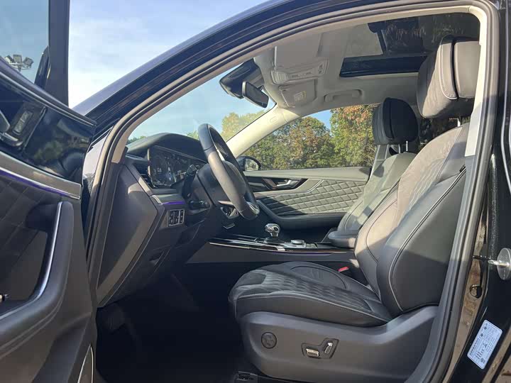 Фото 6 - Hongqi HS5