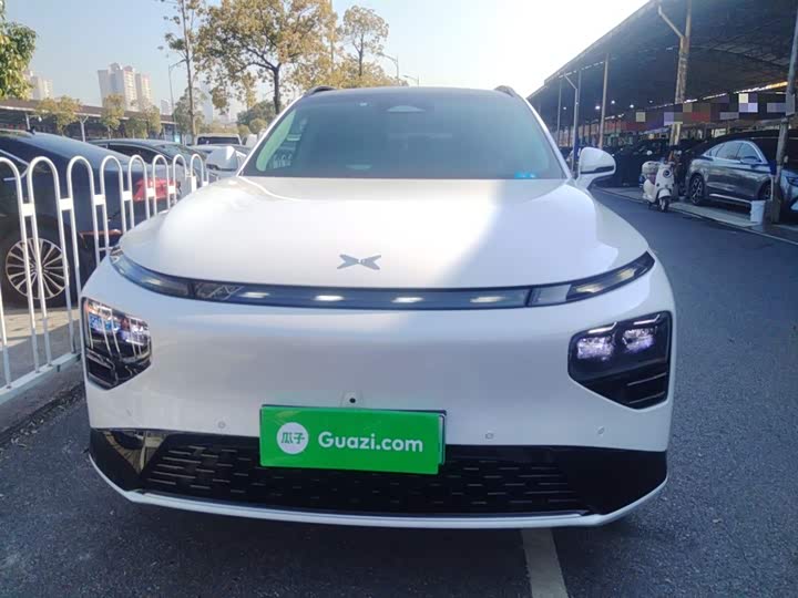 Фото 3 - XPeng G9