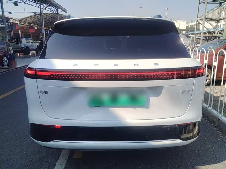 Фото 6 - XPeng G9