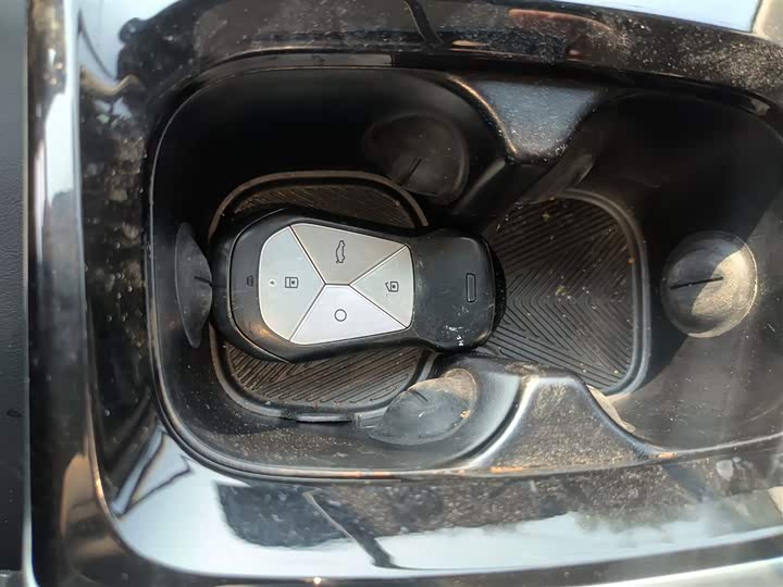 Фото 9 - XPeng P5