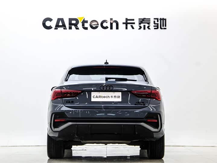 Фото 5 - Audi Q3 Sportback