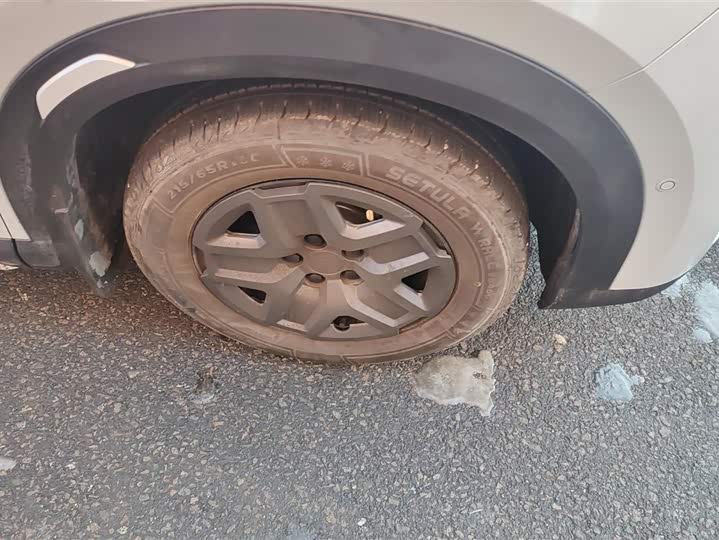 Фото 6 - BYD Yuan Up