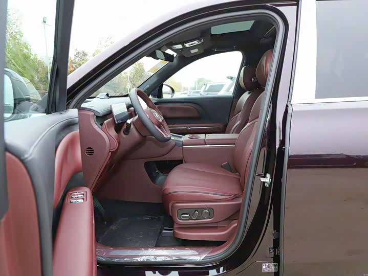 Фото 6 - Voyah Taishan