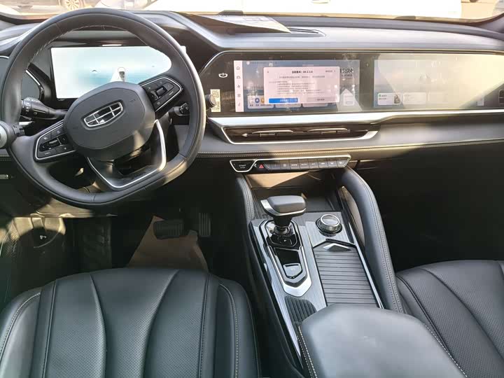 Фото 5 - Geely Monjaro