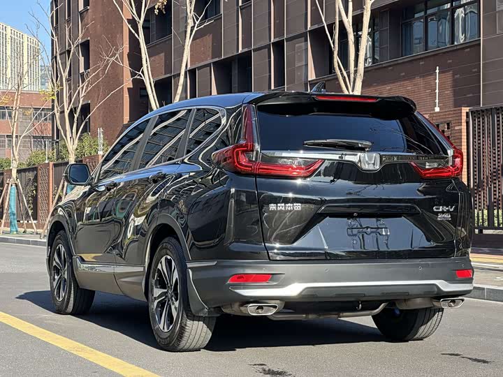 Фото 4 - Honda CR-V