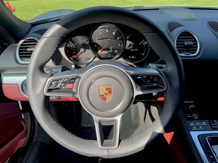 Фото 7 - Porsche 718