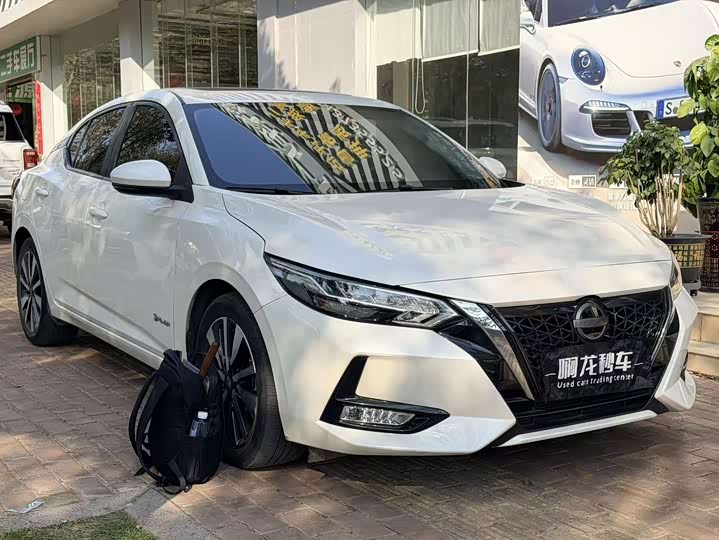 Фото 2 - Nissan Sylphy