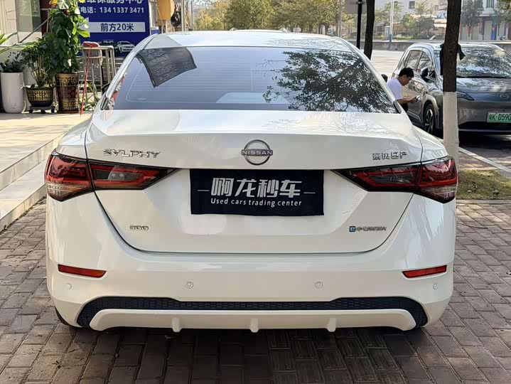 Фото 6 - Nissan Sylphy