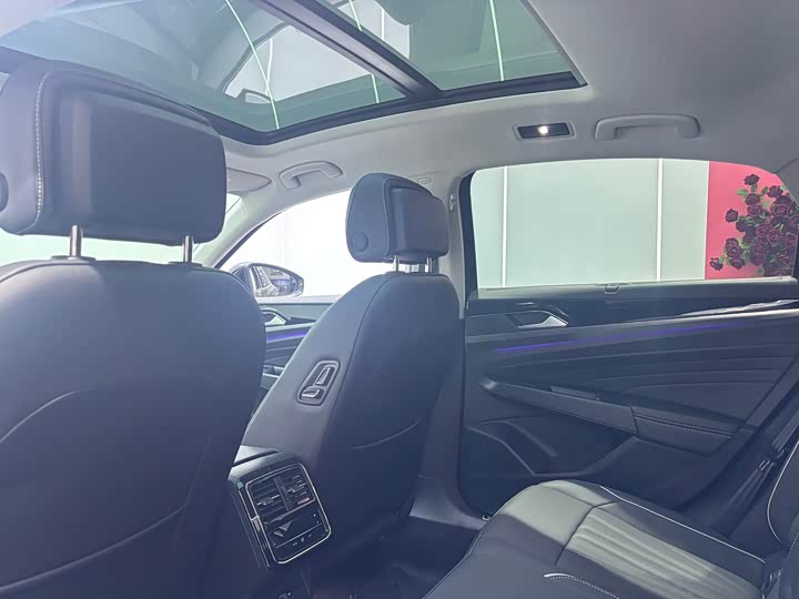 Фото 6 - Volkswagen Passat