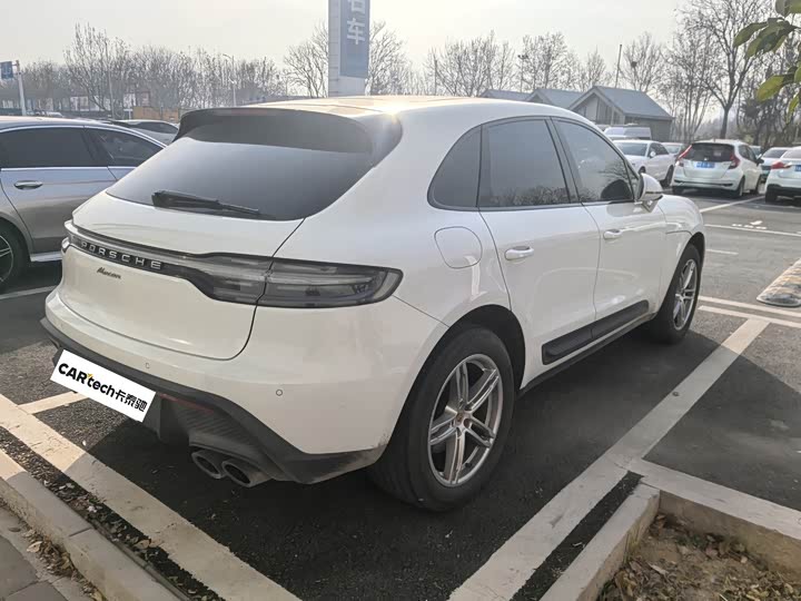 Фото 2 - Porsche Macan