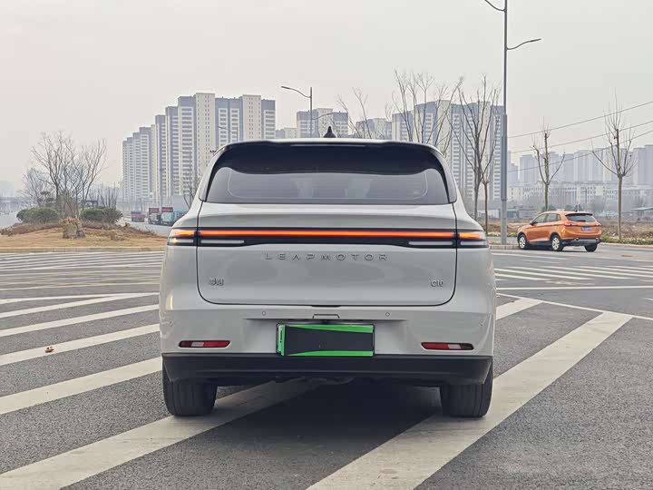 Фото 8 - Leapmotor C10