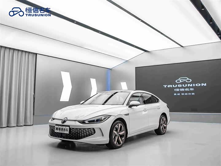 Фото 1 - Volkswagen Lamando L