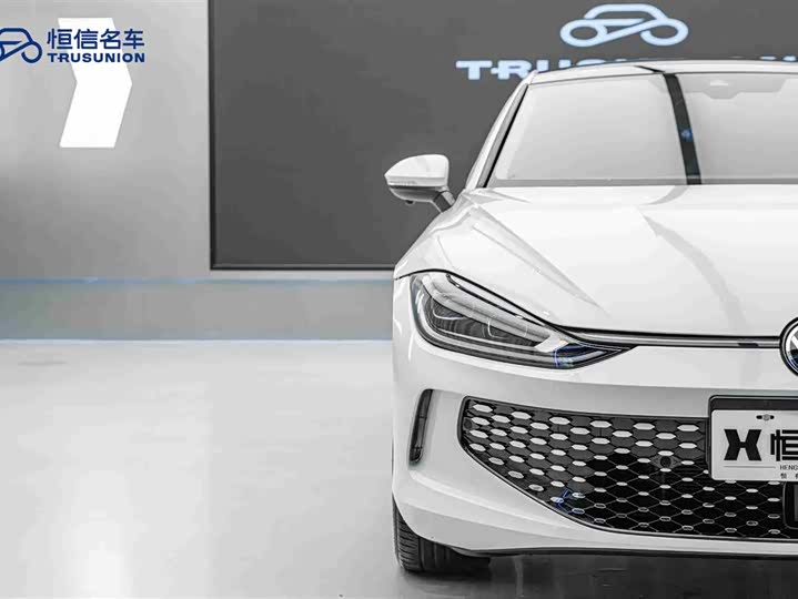 Фото 8 - Volkswagen Lamando L