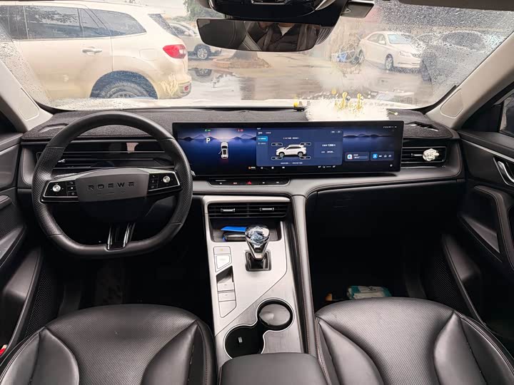 Фото 6 - Roewe RX5