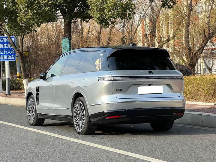 Фото 3 - Nio ES8