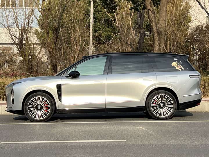 Фото 4 - Nio ES8