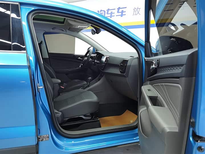 Фото 8 - Jetta VS7