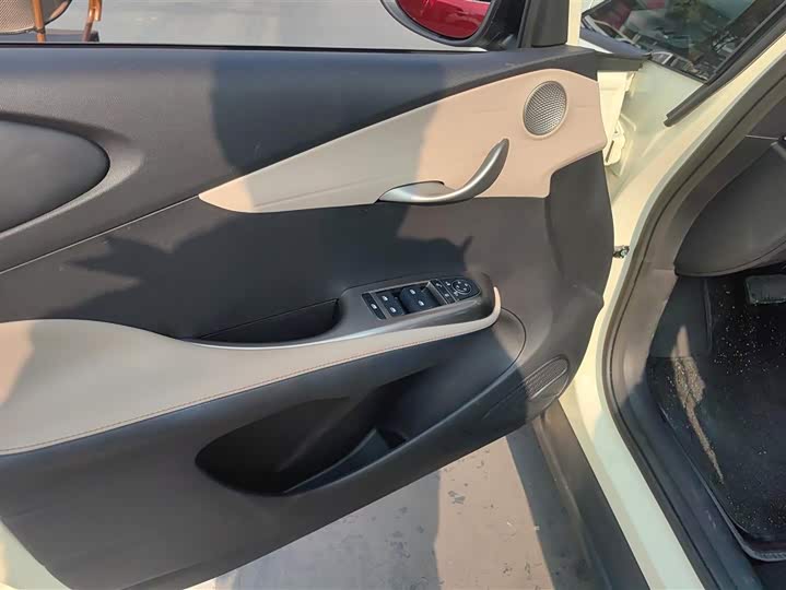 Фото 7 - BYD Dolphin