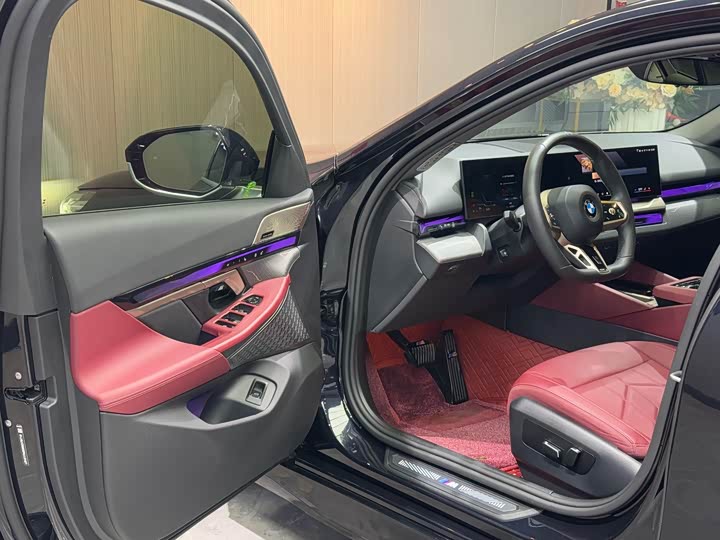 Фото 4 - BMW 5 Series