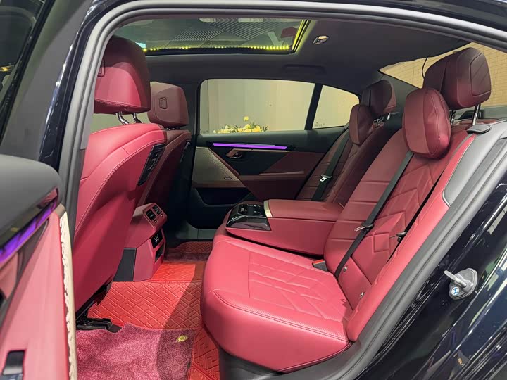 Фото 7 - BMW 5 Series