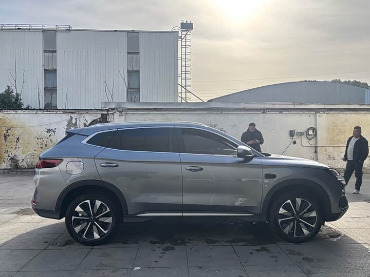 Фото 4 - BYD Song Plus Hybrid/EV