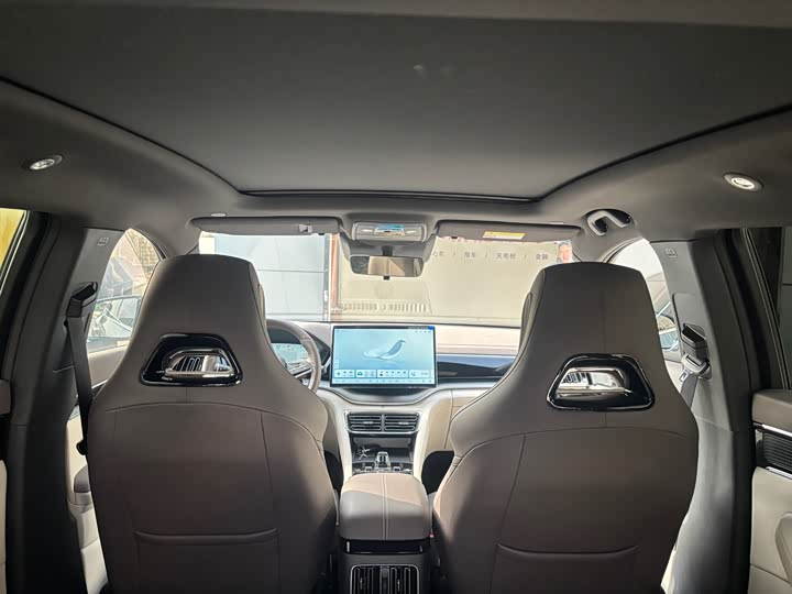 Фото 8 - BYD Song Plus Hybrid/EV