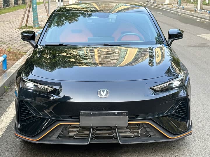 Фото 5 - Changan UNI-V