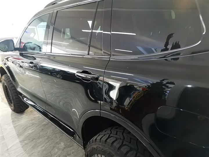 Фото 5 - Tank 500 Hybrid