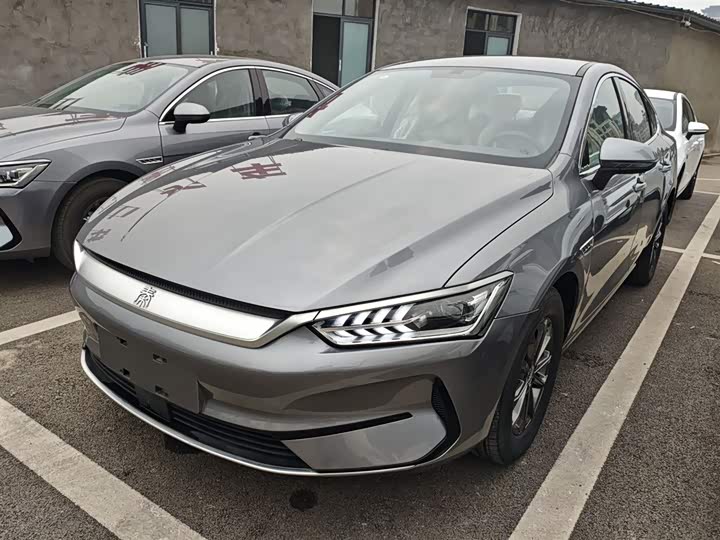 Фото 2 - BYD Qin Plus