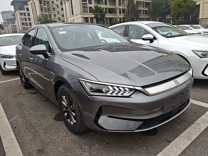 Фото 4 - BYD Qin Plus