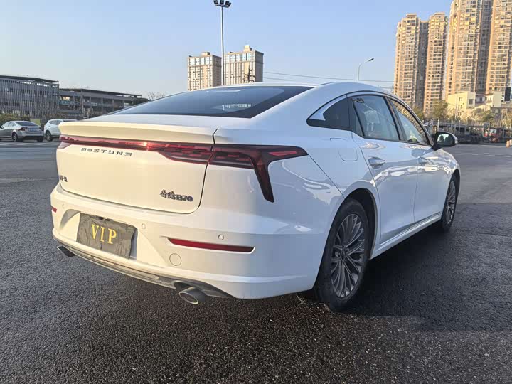 Фото 5 - Bestune B70