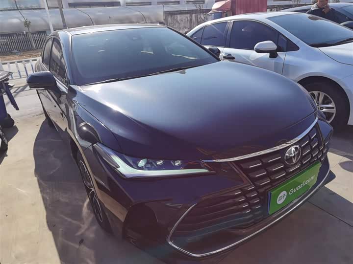 Фото 4 - Toyota Avalon