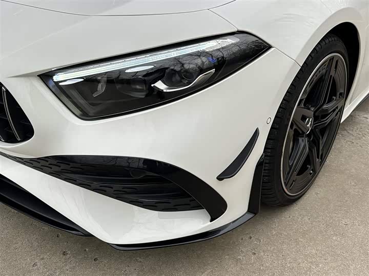 Фото 6 - Mercedes-Benz A-Class AMG