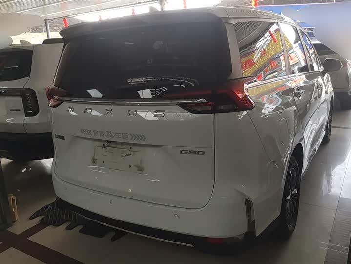 Фото 3 - Maxus G50