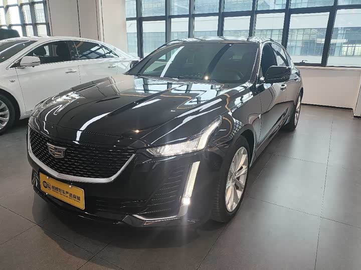 Фото 1 - Cadillac CT5