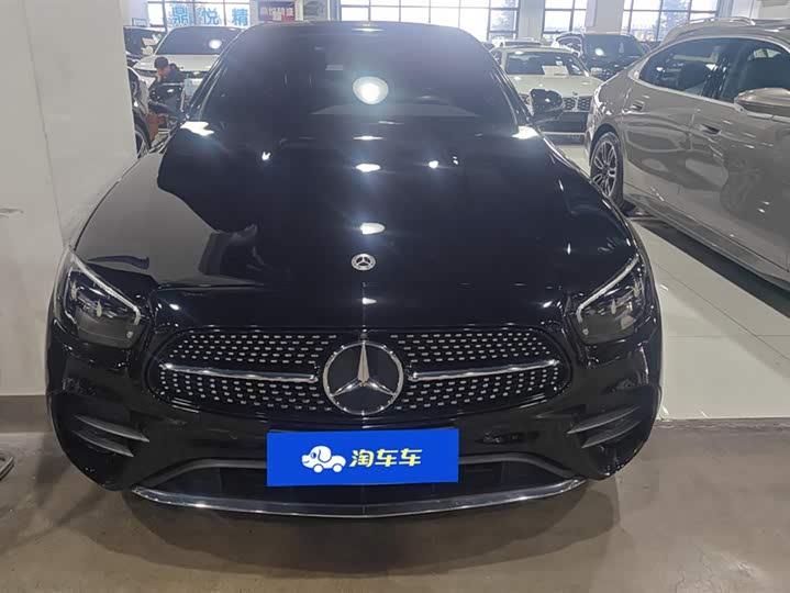 Фото 2 - Mercedes-Benz E-Class